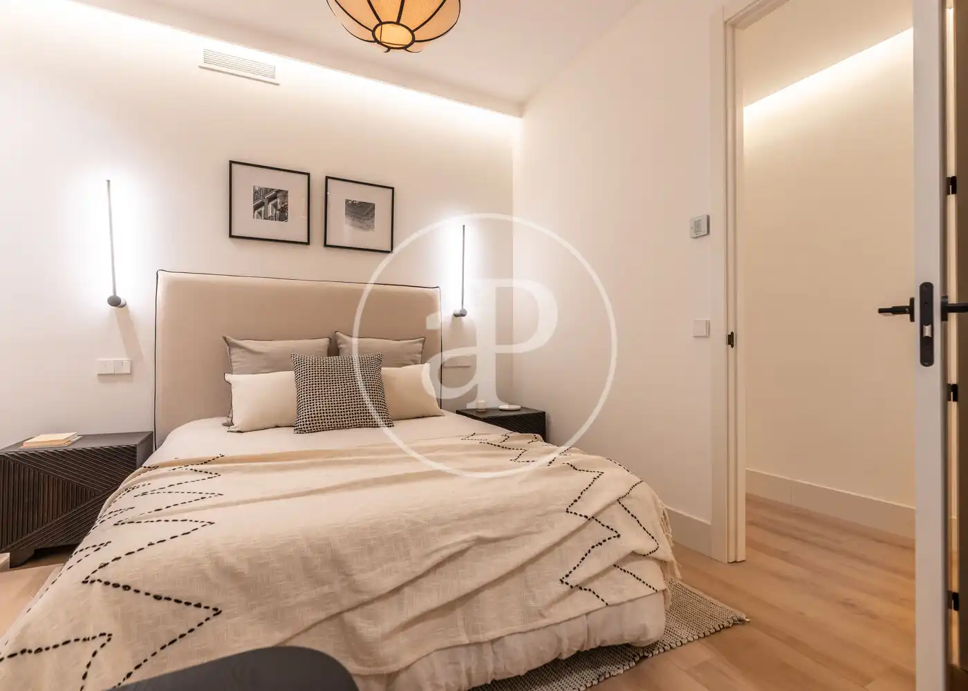 Bedroom of Flat for sale in Madrid  with Heating and Furnished