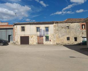 Vista exterior de Casa o xalet en venda en Alfoz de Quintanadueñas