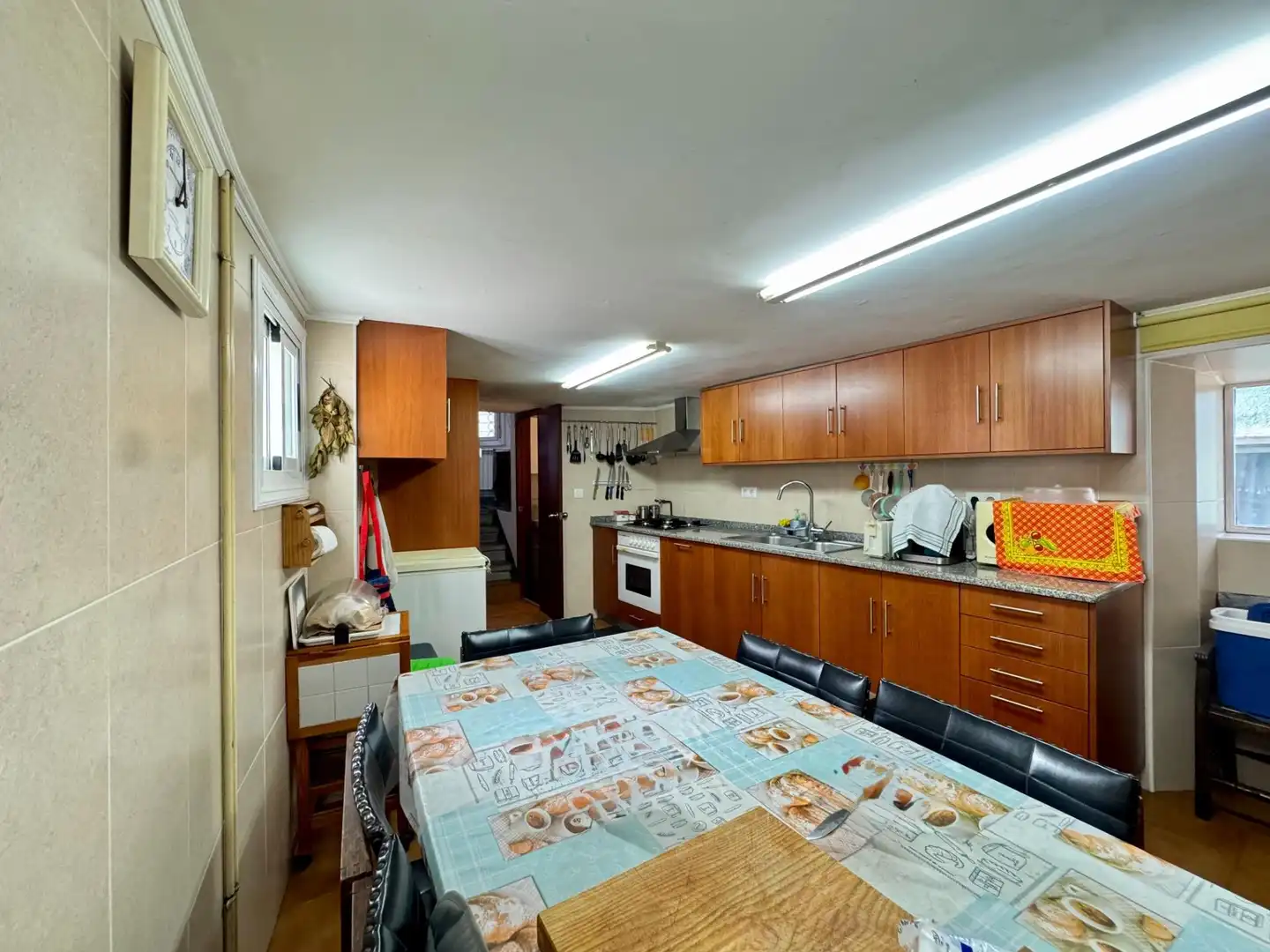 Kitchen of Houses for sale in Pontevedra Capital   with Heating, Terrace and Storage room