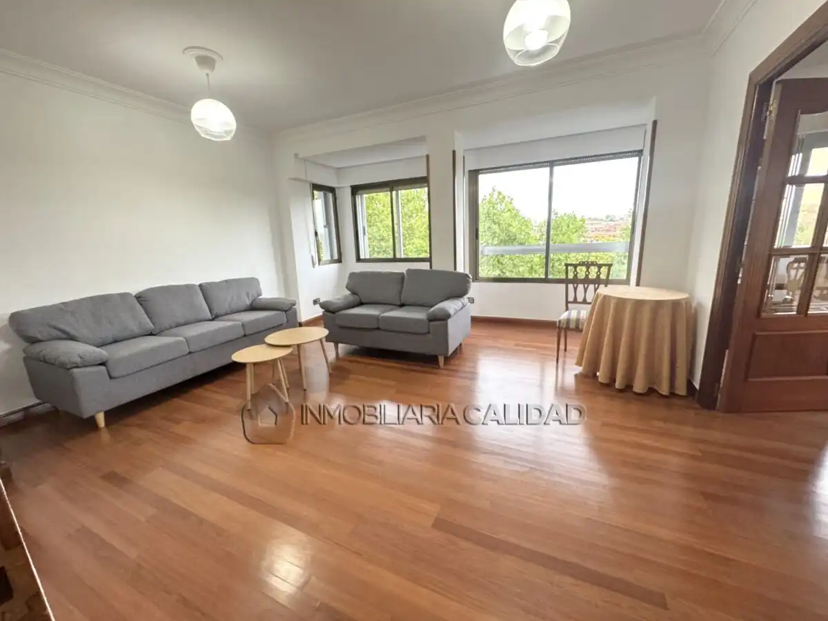 Wohnzimmer von Wohnung zur Miete in Burgos mit Heizung und Möbliert