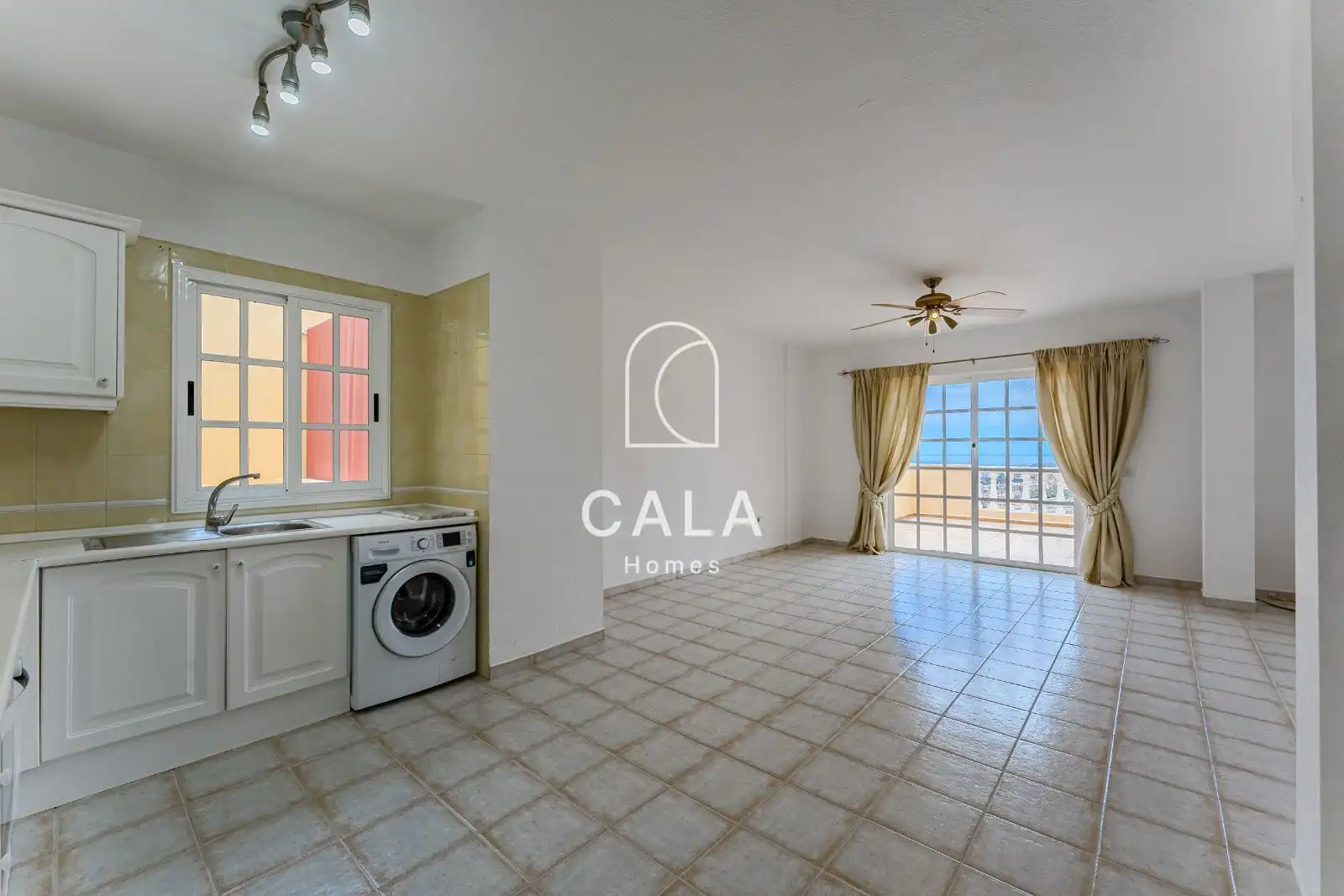 Exterior view of Apartments for sale in Adeje  with Terrace, Swimming Pool and Community pool