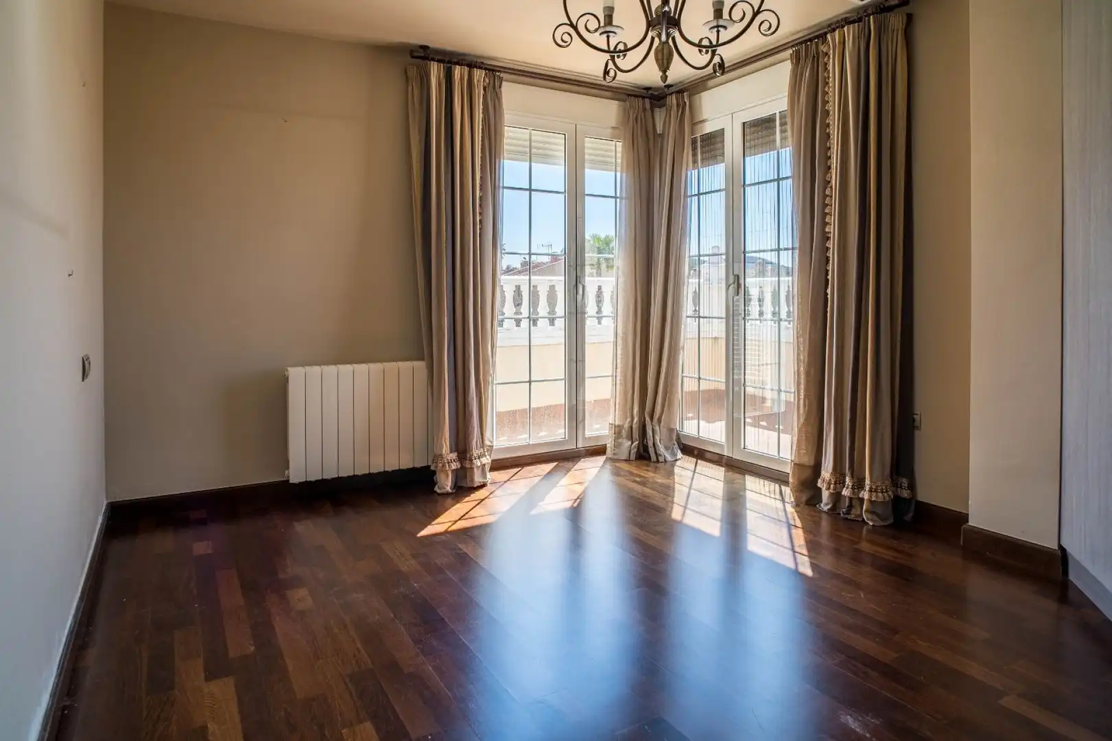 Comedor de Casa o chalet en venta en Elda con Aire acondicionado, Calefacción y Jardín privado