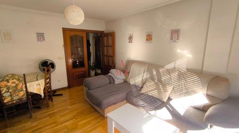 Foto 3 de Piso en venta en Cardenal Cisneros, Trobajo del Camino, León