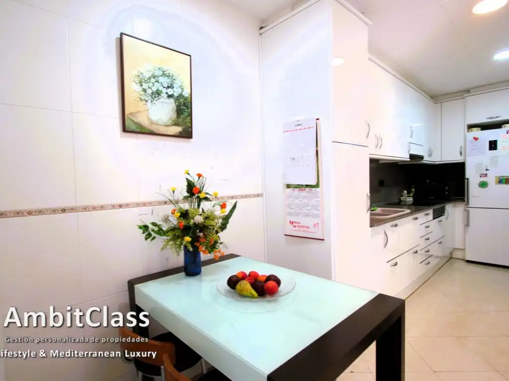 Cocina de Piso en venta en Mataró con Aire acondicionado, Terraza y Internet