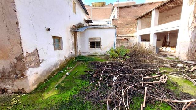 Casa-chalet en Venta en Granada en Huétor Tájar