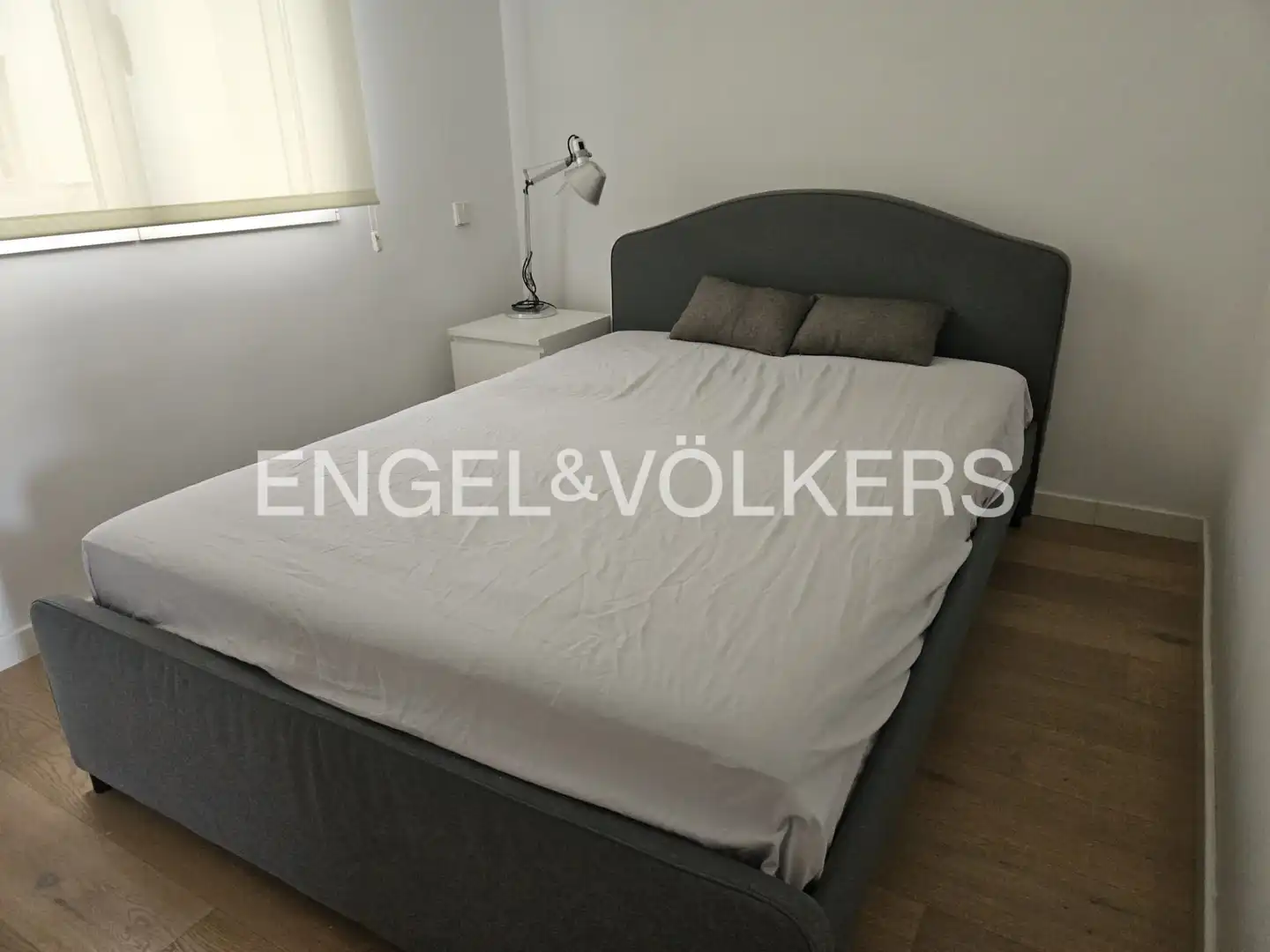 Schlafzimmer von Wohnung zur Miete in Valencia mit Klimaanlage, Heizung und Parkett