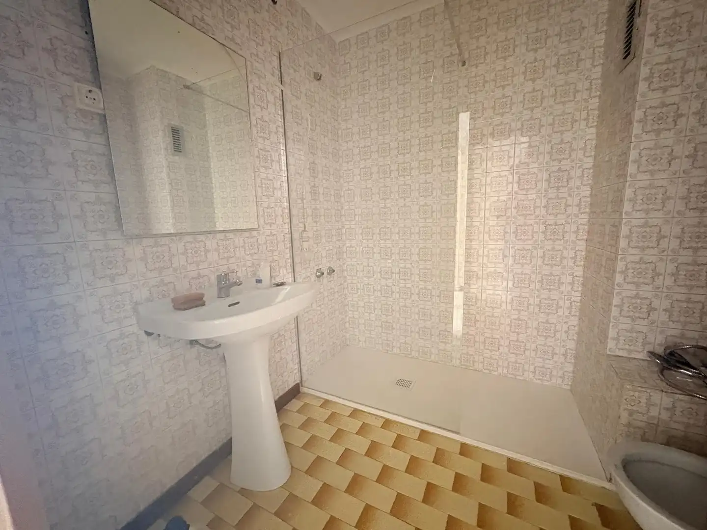 Bathroom of Flat for sale in Igualada  with Heating, Terrace and Balcony