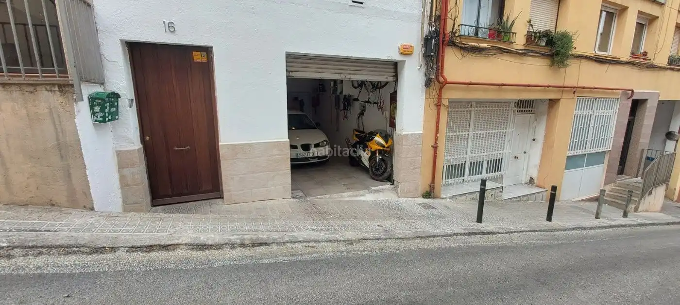 Casa amb jardí en venda a Carrer l'Alcalde de Zalamea 16, imagen 3
