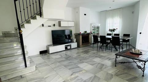 Photo 5 of Single-family semi-detached to rent in Las Lomas de Río Verde, Málaga