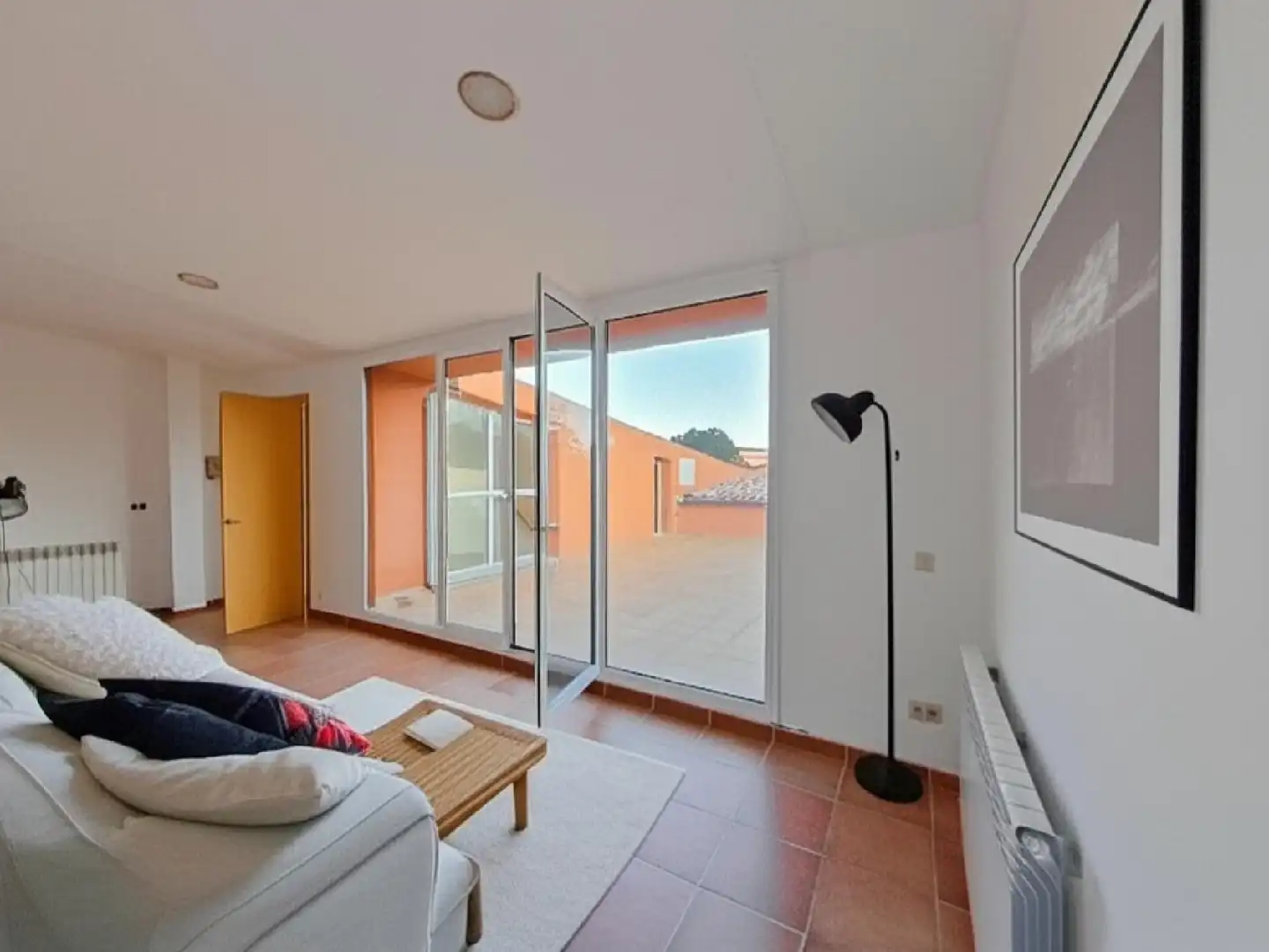 Balcony of Houses for sale in Montagut i Oix