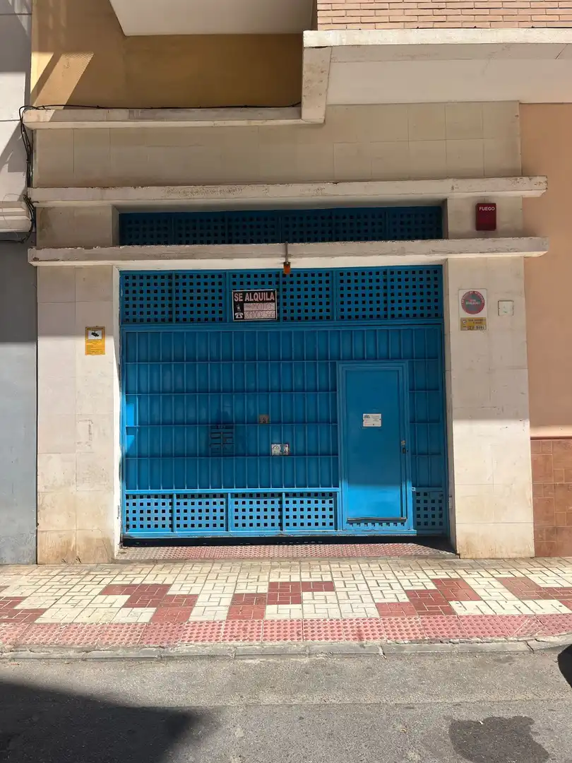 Vista exterior de Garaje en venta en Carretera de Cádiz