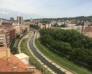 Exterior view of Attic to rent in Girona Capital  with Heating, Parquet flooring and Terrace