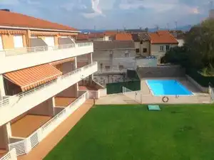 Piscina de Apartamento en venta en Alesanco con Calefacción, Terraza y Trastero