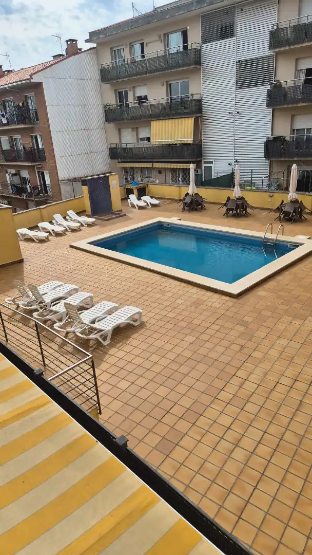 Piscina de Piso en venta en Pineda de Mar con Calefacción, Jardín privado y Trastero