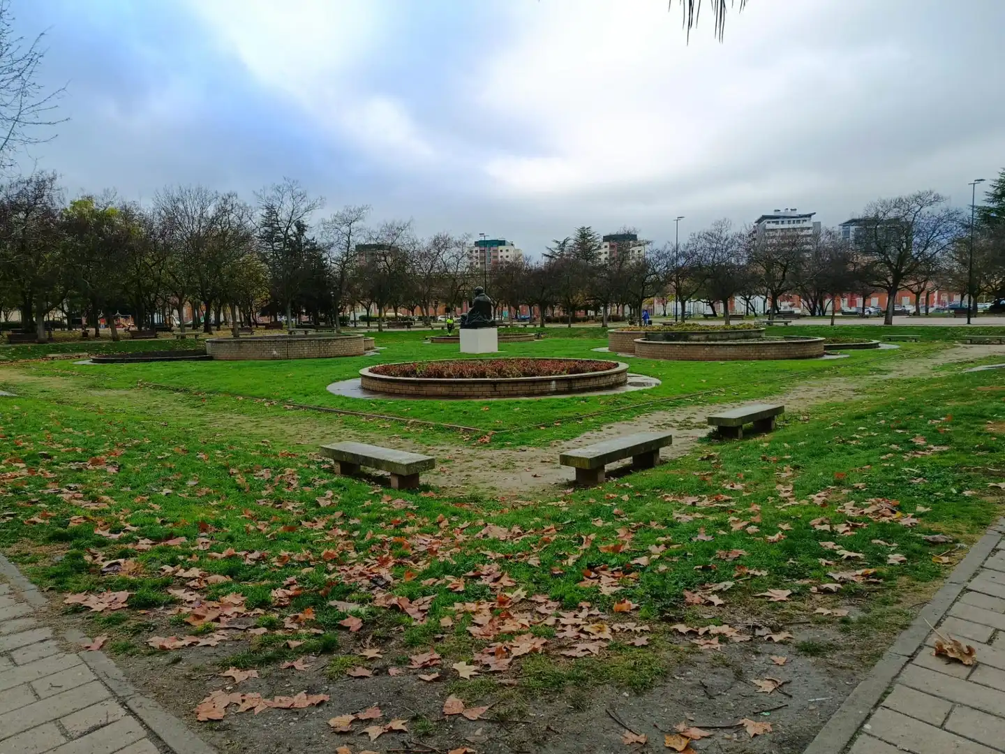 Vista exterior de Pis en venda en Delicias