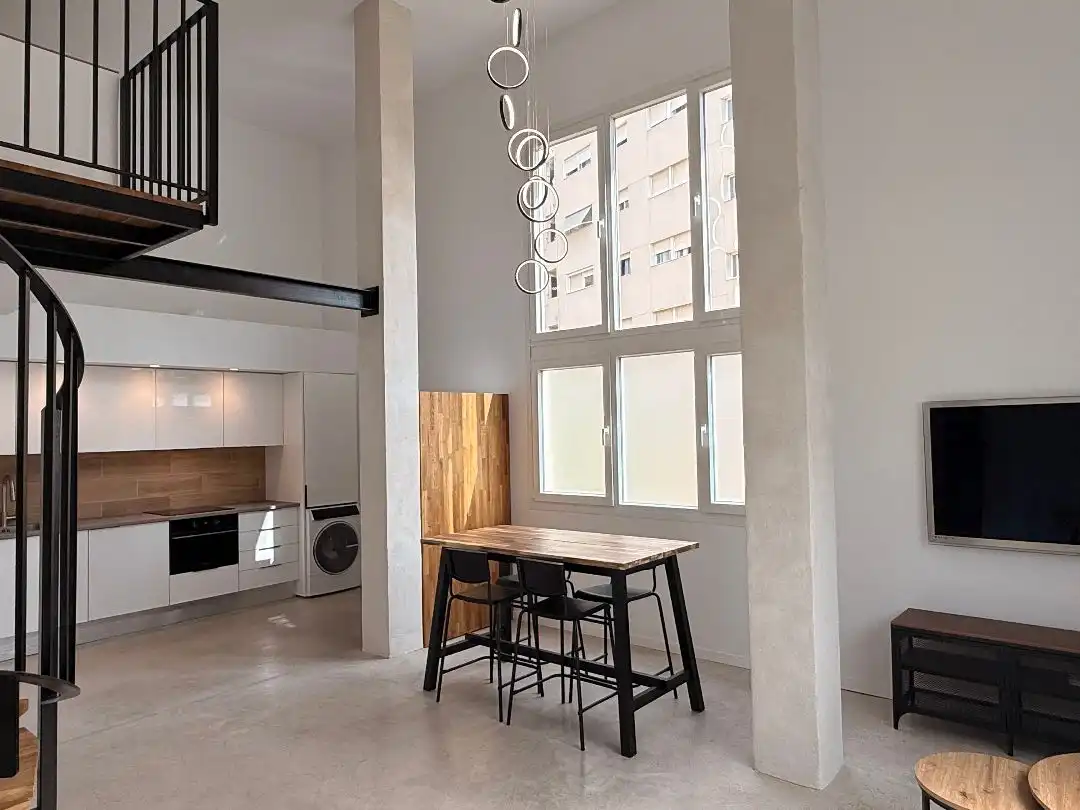 Esszimmer von Loft zur Miete in Paterna mit Klimaanlage, Parkett und Möbliert