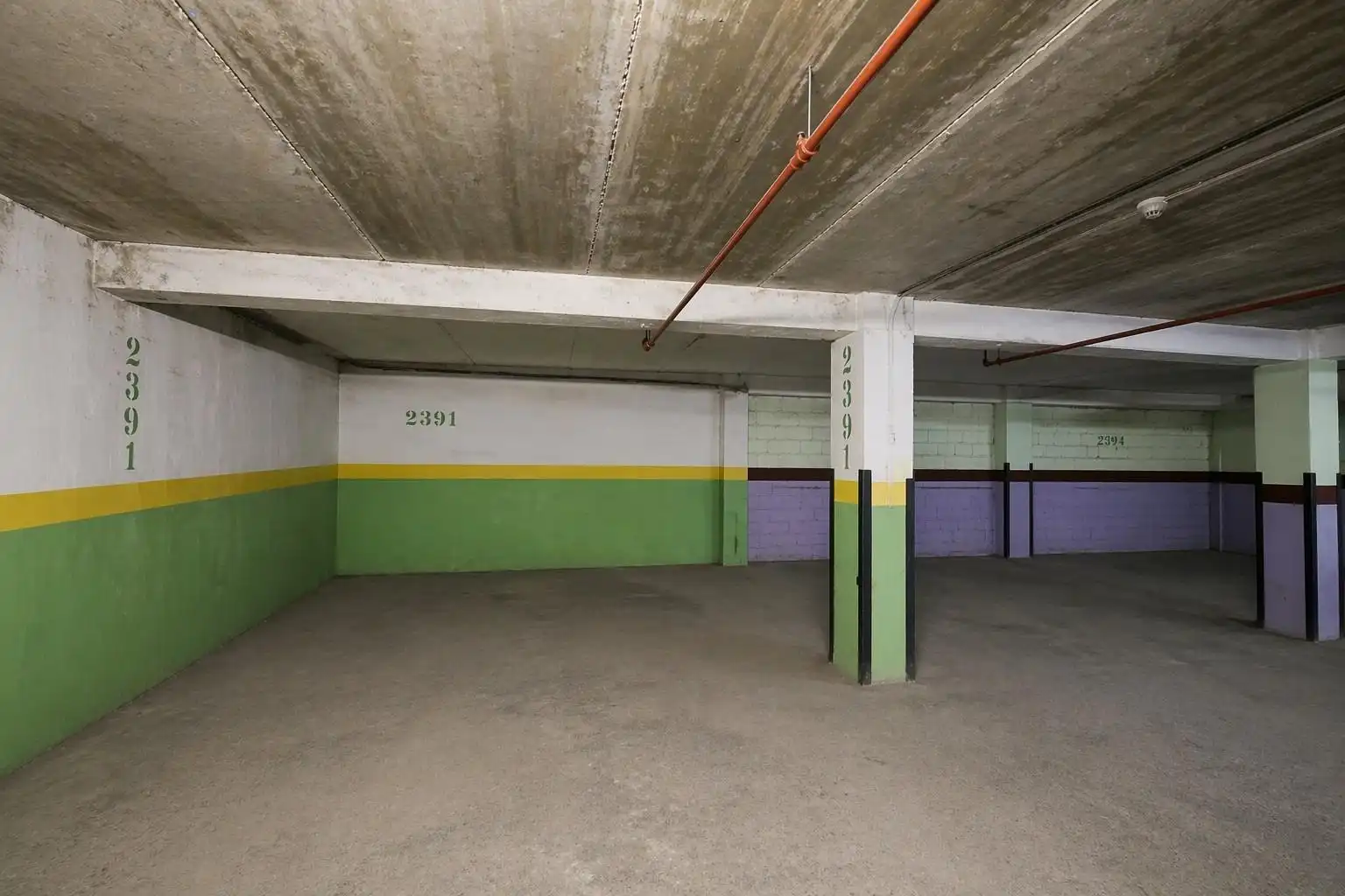Parking de Estudio de alquiler en Encamp con Calefacción, Parquet y Amueblado