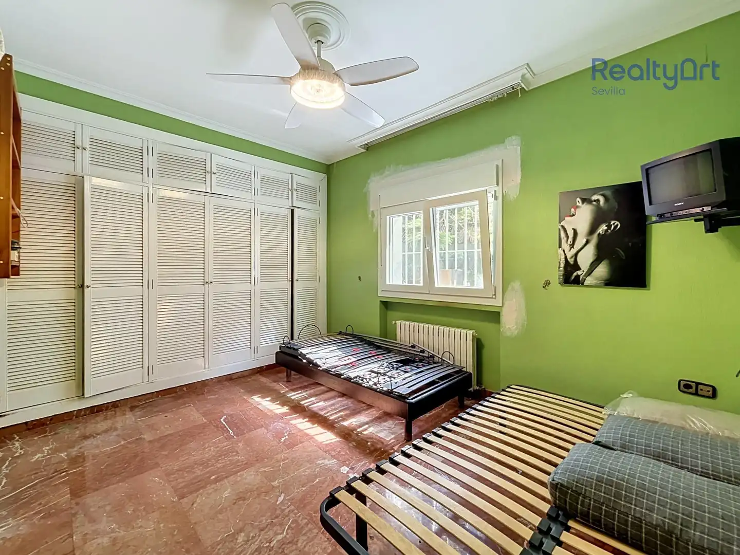 Houses for sale in Alcalá de Guadaira  with Air Conditioner, Heating and Private garden