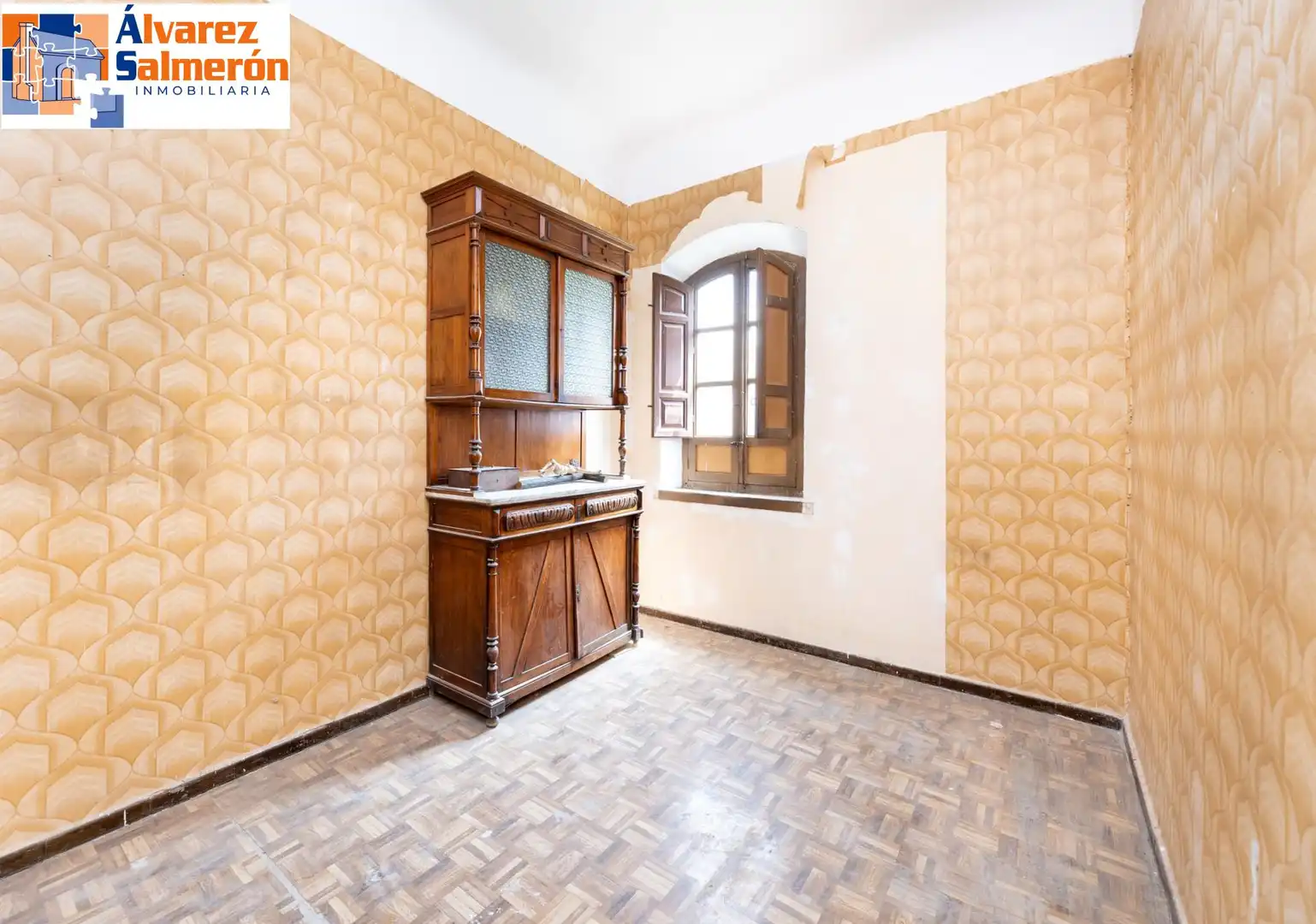 Apartament amb ascensor en venda a Calle  Gran Vía de Colón, imagen 32