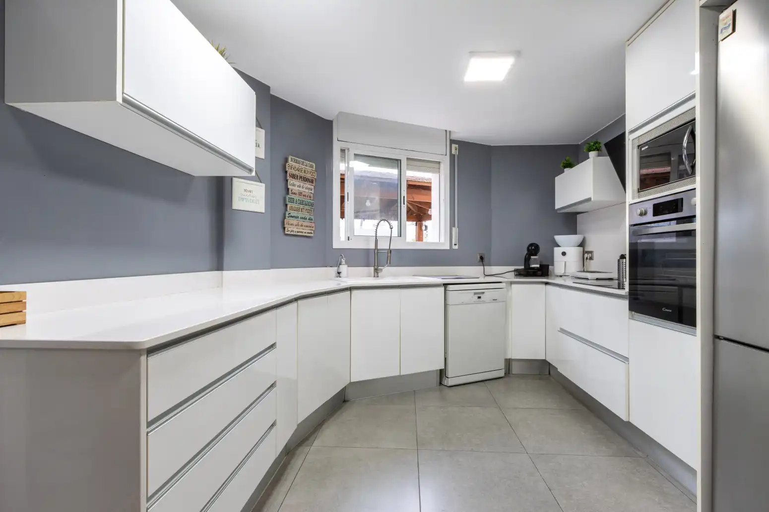 Flat with lift for sale in Nord-est, imagen 3