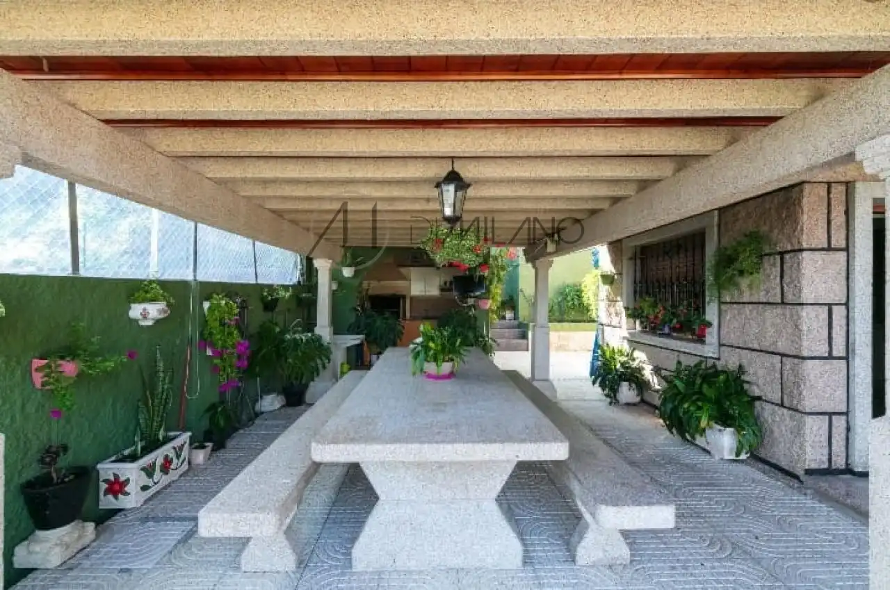 Terrassa de Casa o xalet en venda en Moaña amb Calefacció, Jardí privat i Terrassa