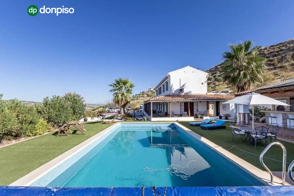 Villa con piscina in vendita a Polígono 2 Paraje 15 CANTARERAS, imagen 17