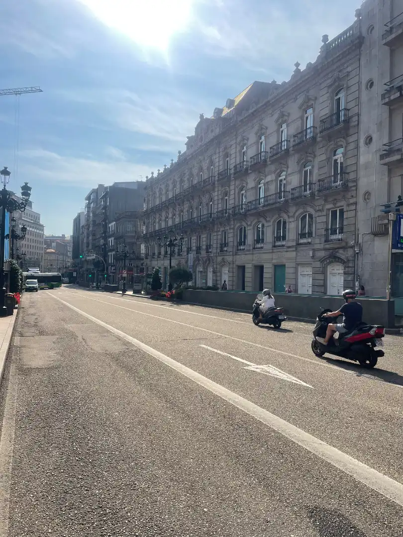 Piso con ascensor en venta en Rúa Policarpo Sanz