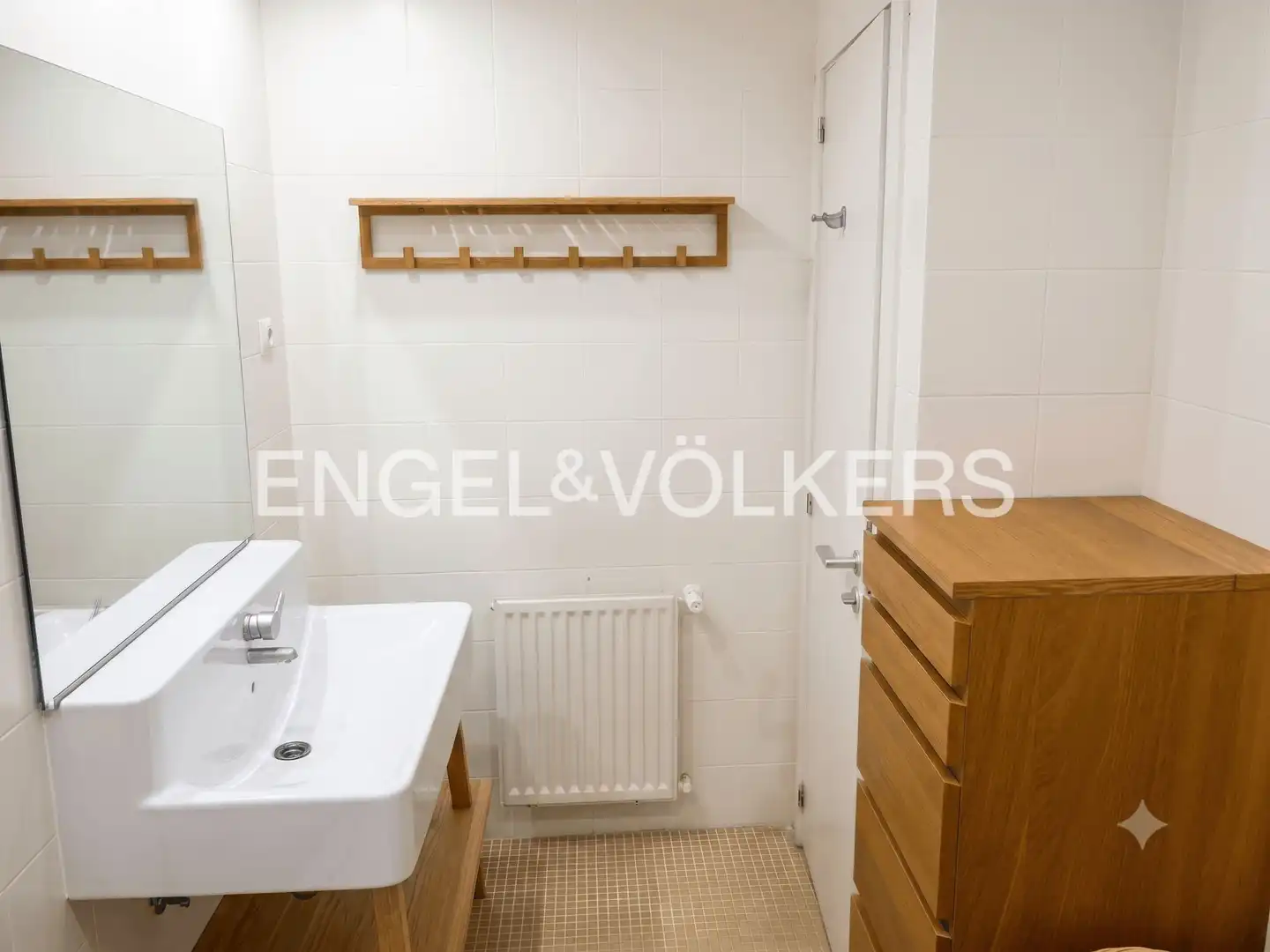 Baño de Casa adosada de alquiler en La Moraleja con Aire acondicionado, Calefacción y Terraza