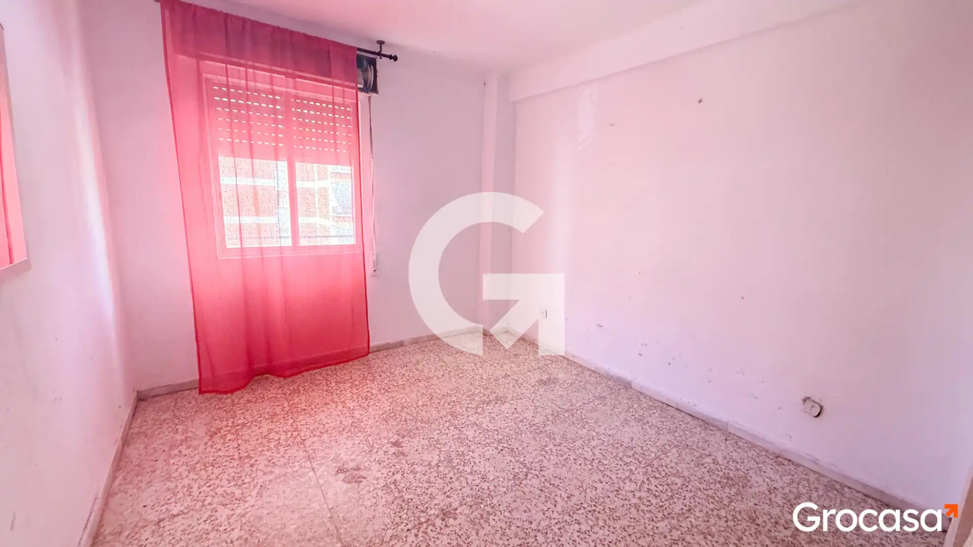 Dormitori de Pis en venda en Vélez-Málaga amb Terrassa, Balcó i Piscina comunitària
