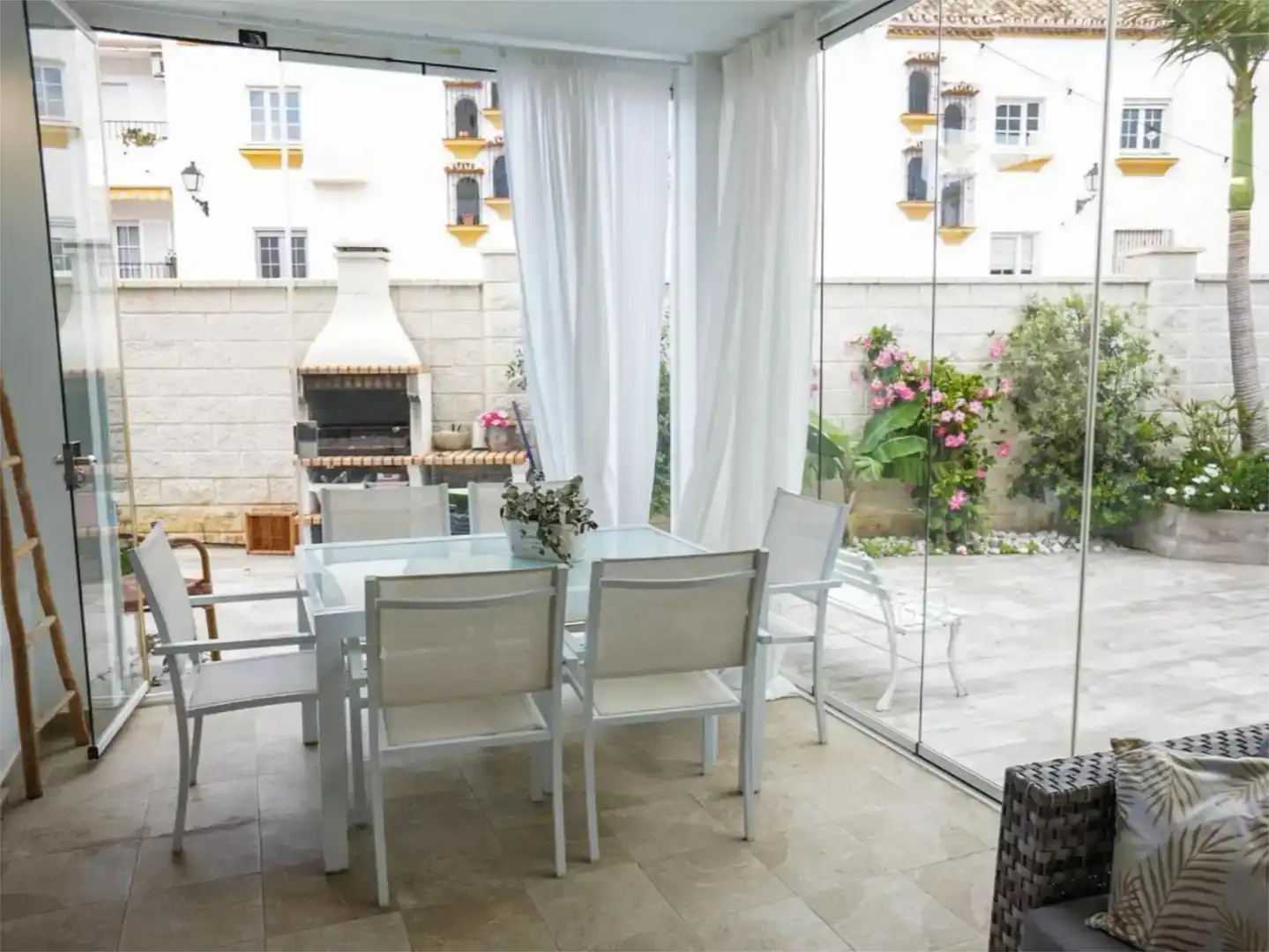 Terrassa de Casa adosada en venda en Benalmádena amb Aire condicionat i Piscina