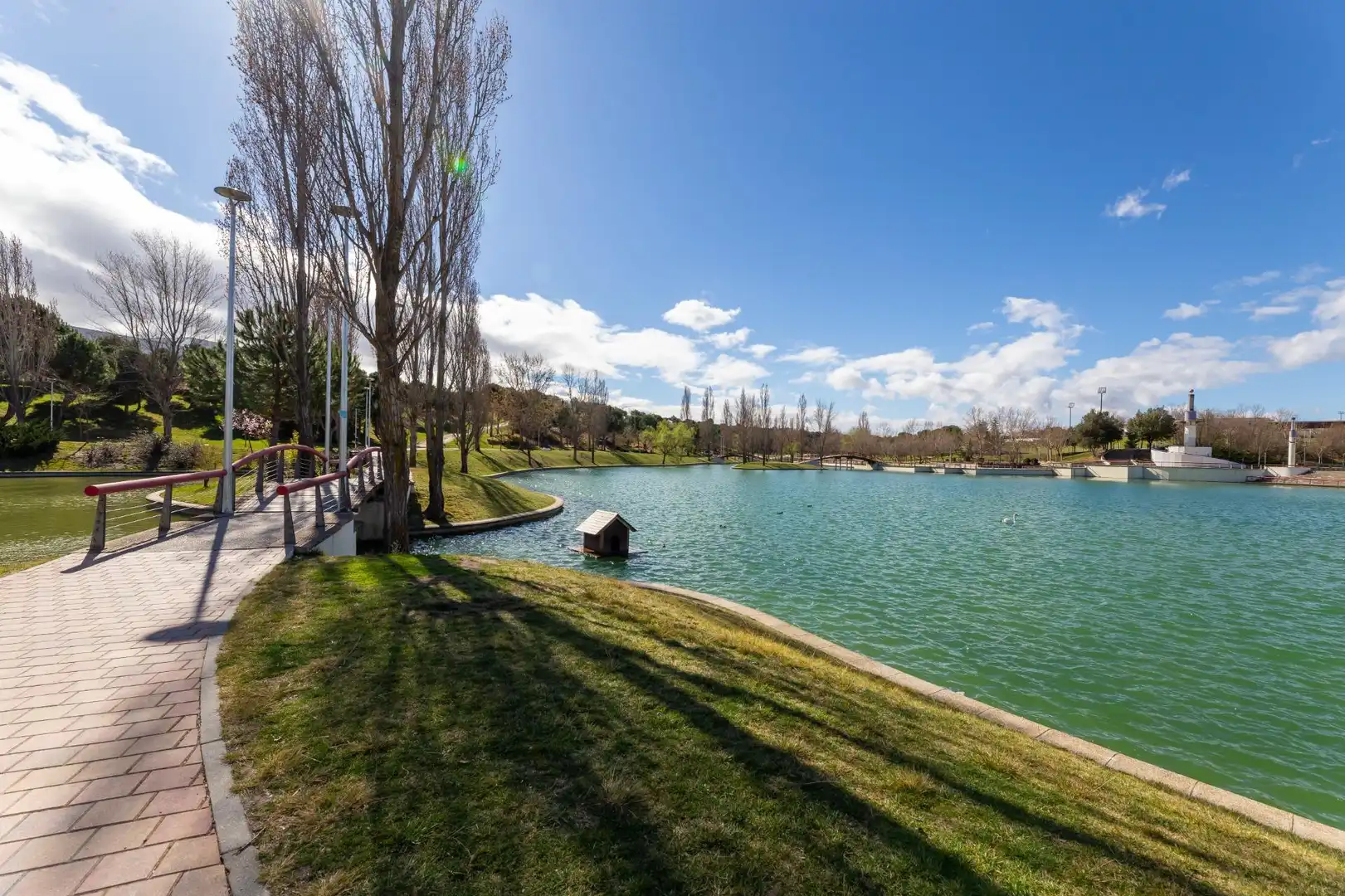 Exterior view of Flat for sale in Tres Cantos  with Heating, Parquet flooring and Storage room