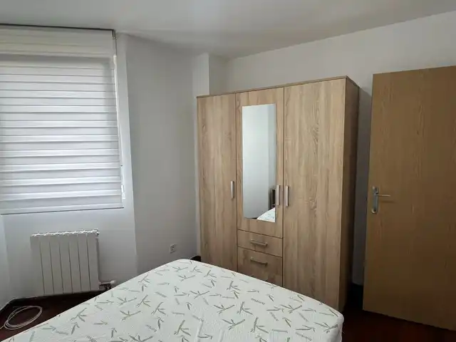 Schlafzimmer von Wohnung zur Miete in Santa Cruz de Bezana mit Heizung, Parkett und Möbliert
