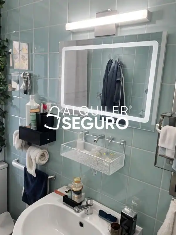 Bathroom of Flat for rent in Rincón de Loix