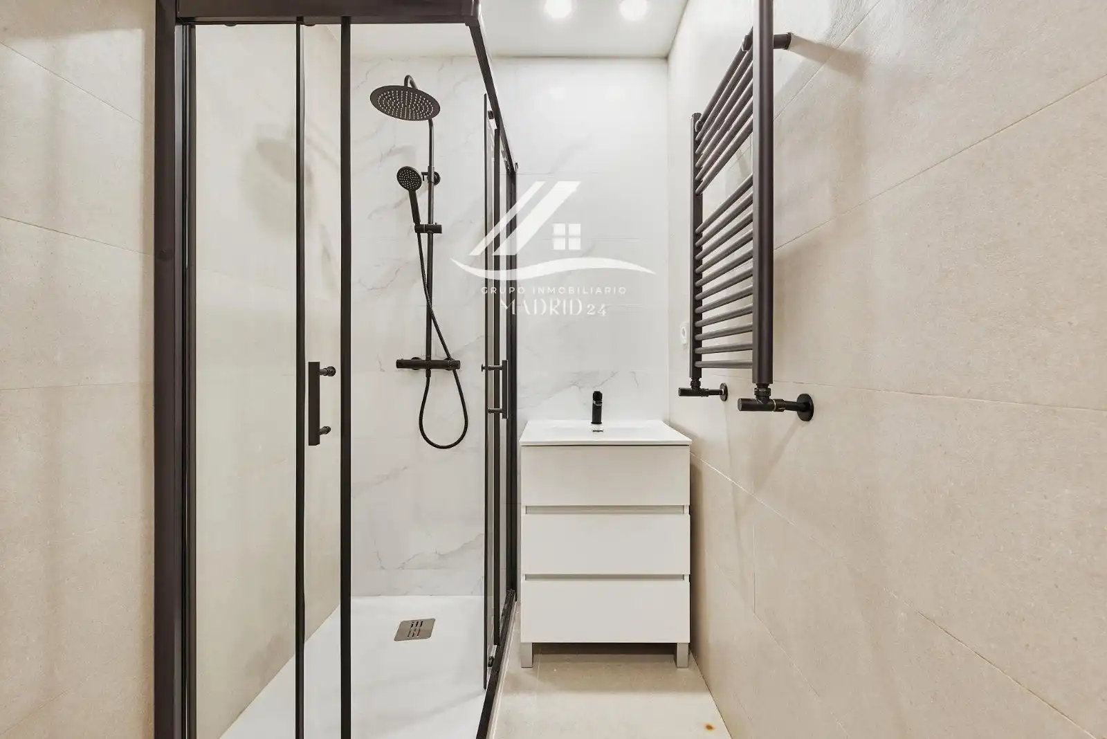 Flat with lift for sale in N/A, imagen 11