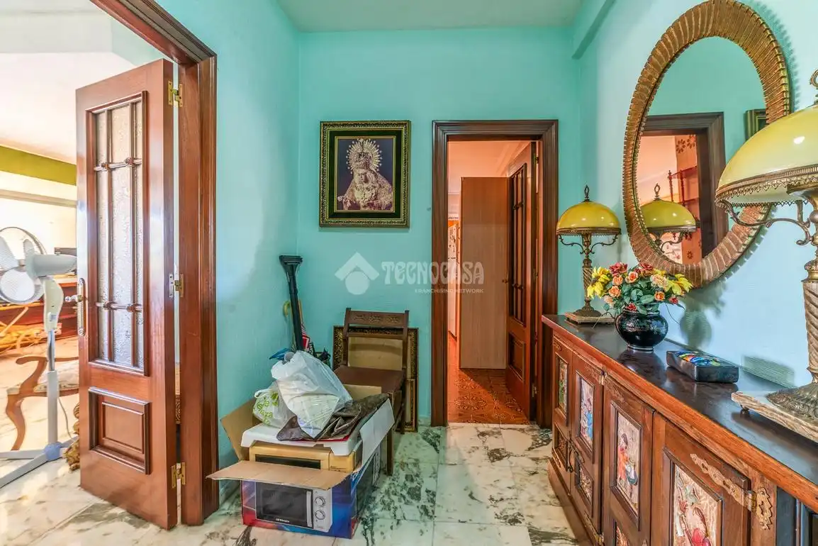 Piso en venta en Sevilla con Calefacción y Terraza