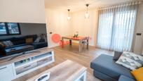 Sala d'estar de Pis en venda en Pinto amb Aire condicionat, Terrassa i Balcó