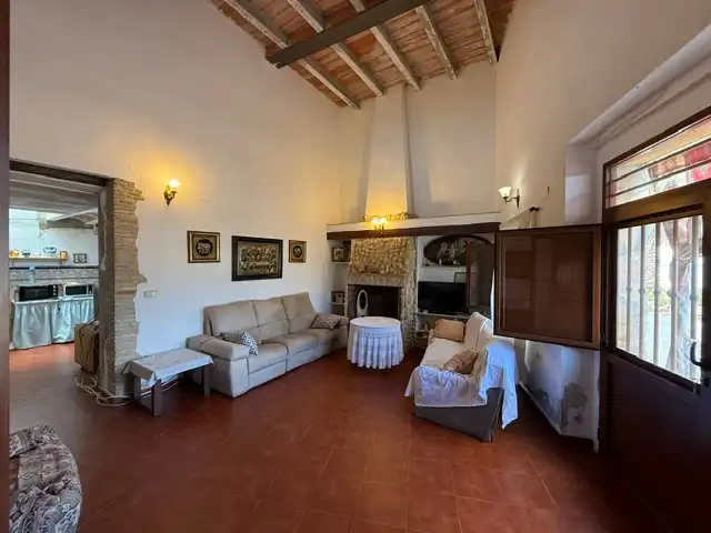 Country homes for sale in Carrer Oest B, 82, El Marenyet