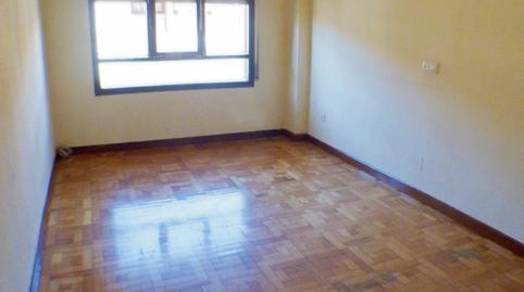 Foto 3 de Pis en venda a Torrelavega - Av Fernando Arce, 4, Centro, Torrelavega