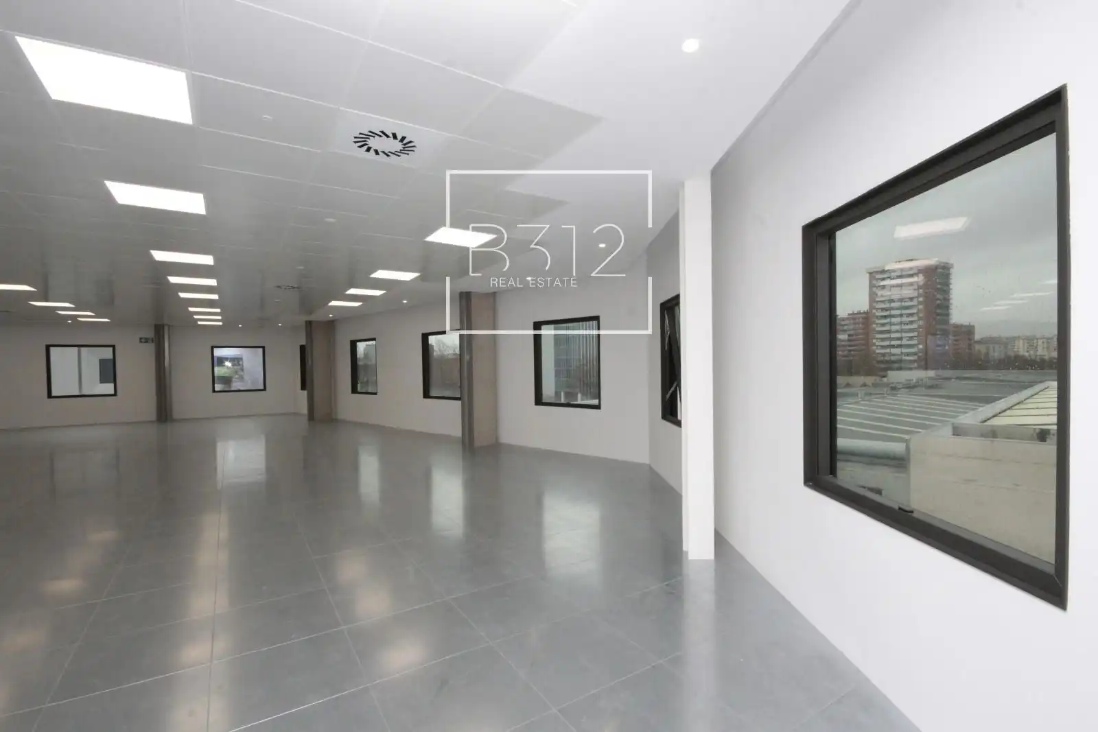 Oficina de alquiler en Barcelona con Aire acondicionado, Calefacción y Terraza