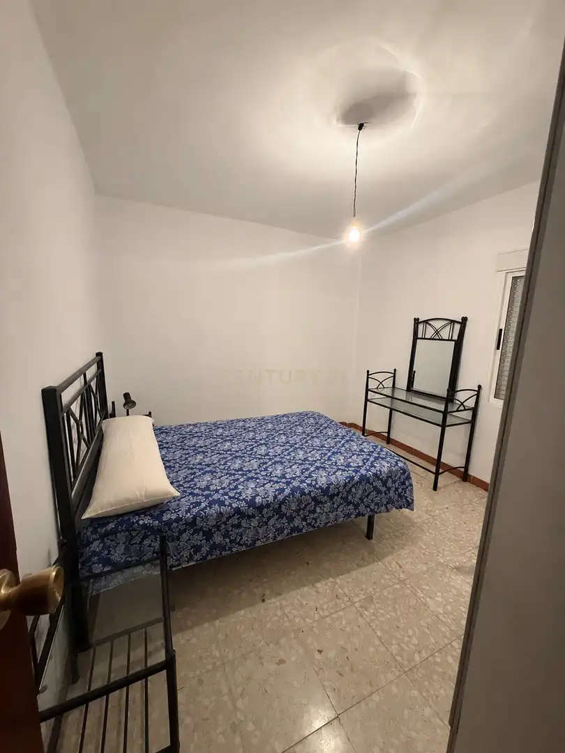 Dormitori de Casa o xalet en venda en Trujillo amb Aire condicionat, Jardí privat i Traster