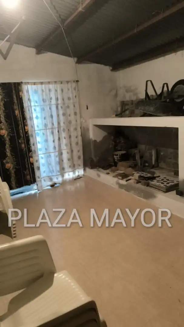 Houses for sale in Zarapicos  with Furnished
