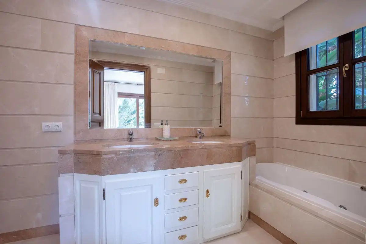 Chalet con terraza en venta en Avenida de Ronda 3C, imagen 10
