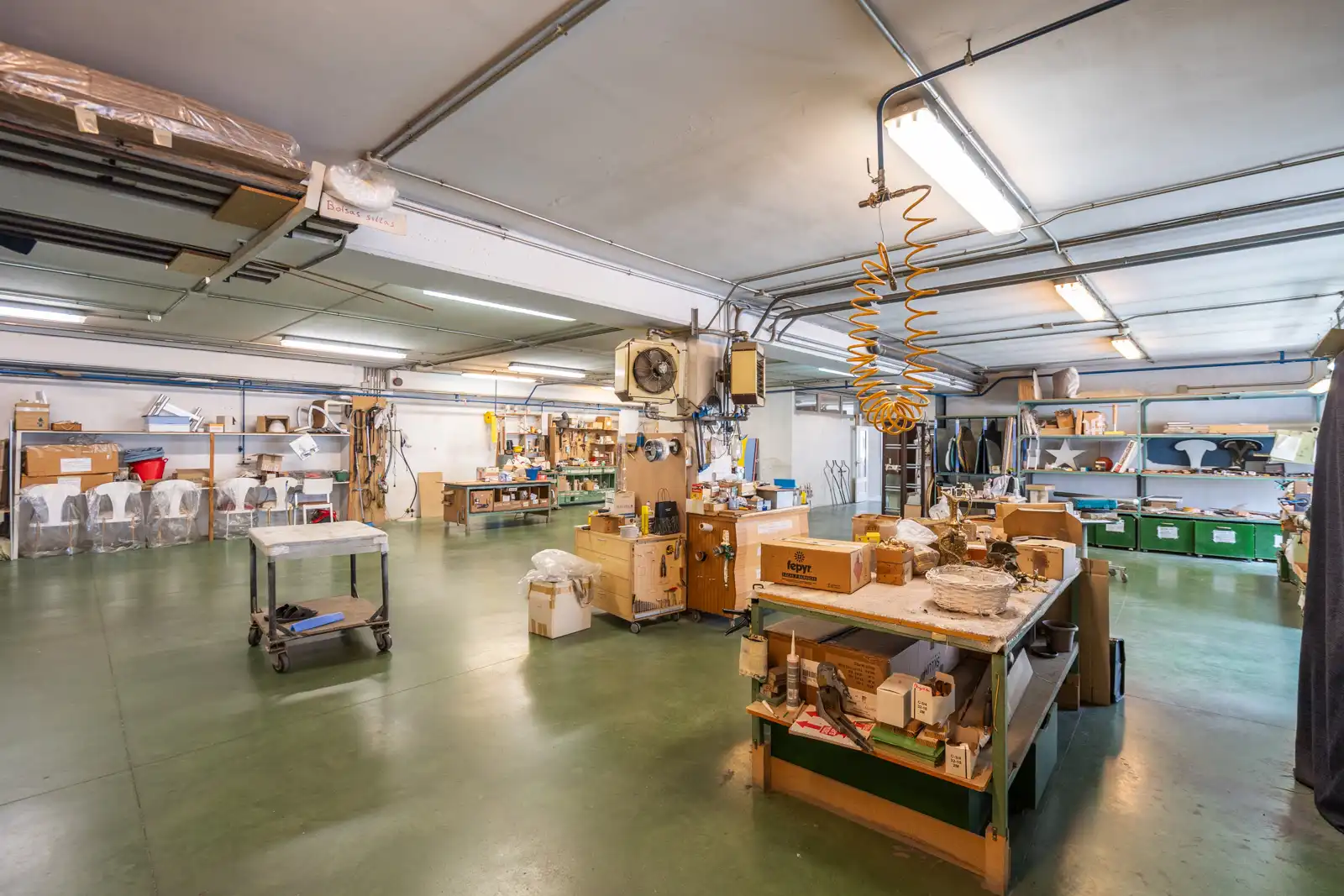 Fabrikhallen zur Miete in Móstoles
