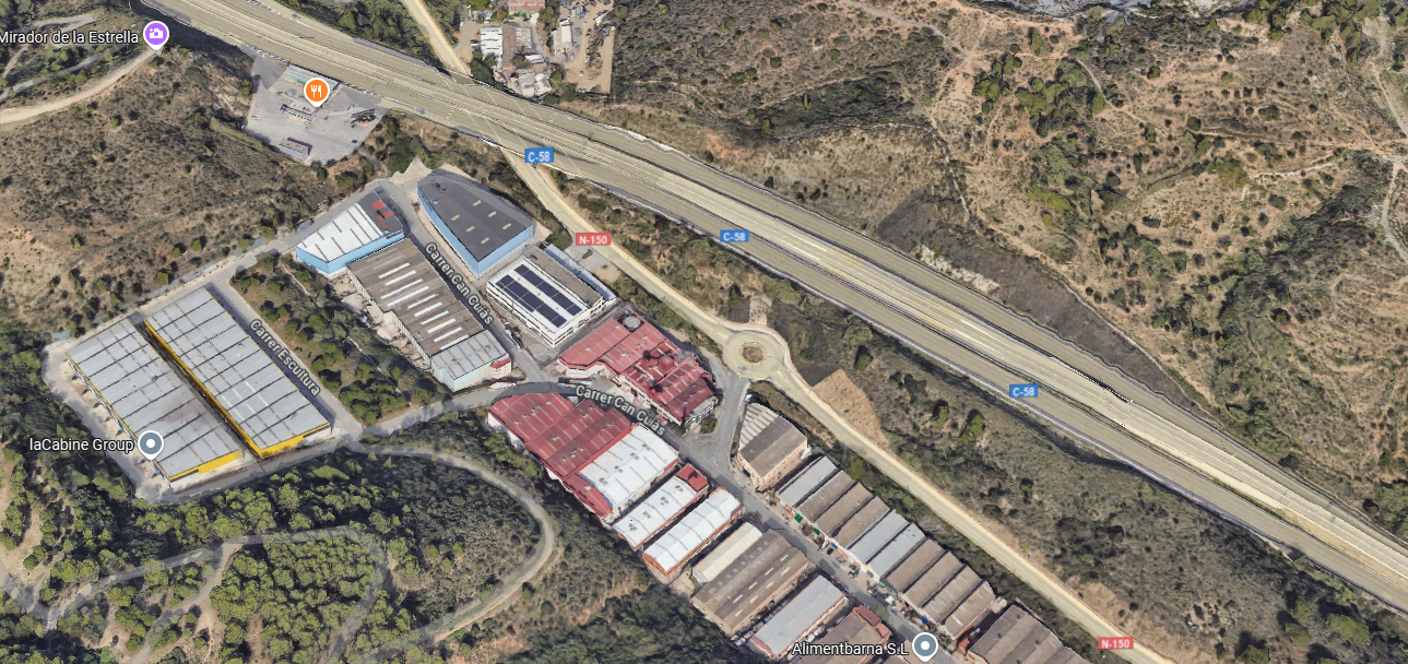 Außenansicht von Fabrikhallen zum Verkauf in Montcada i Reixac