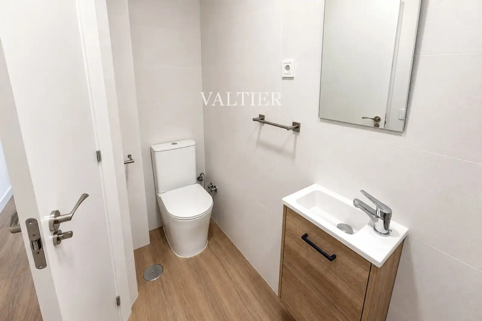 Badezimmer von Wohnung zur Miete in Madrid mit Terrasse