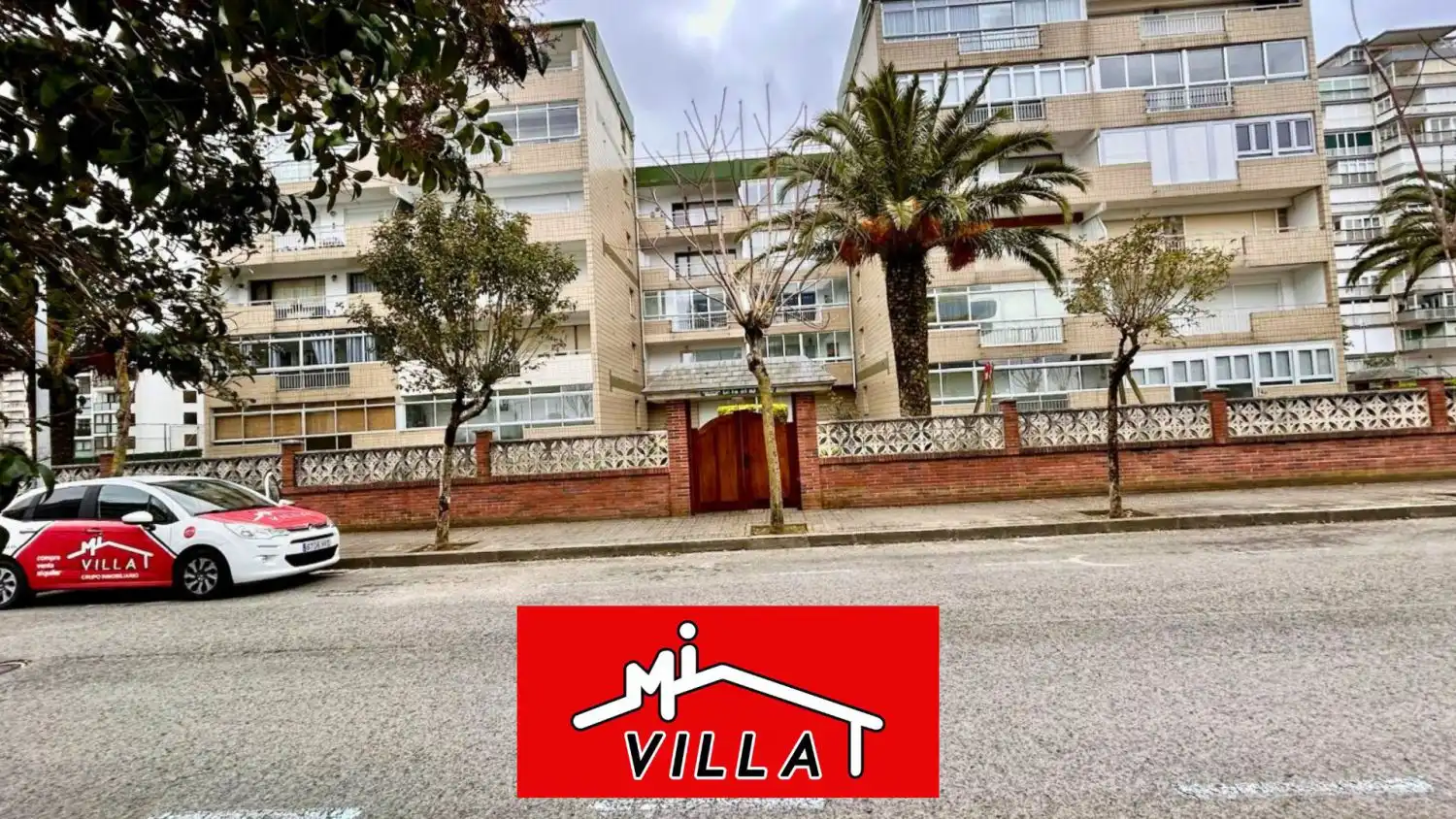 Exterior view of Flat for sale in Laredo  with Terrace