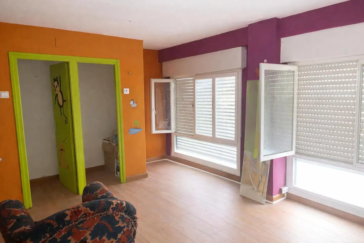 Bedroom of Commercial properties for sale in Torrelavega 