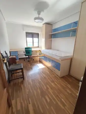 Flat with terrace to rent in SAAVEDRA Y FAJARDO