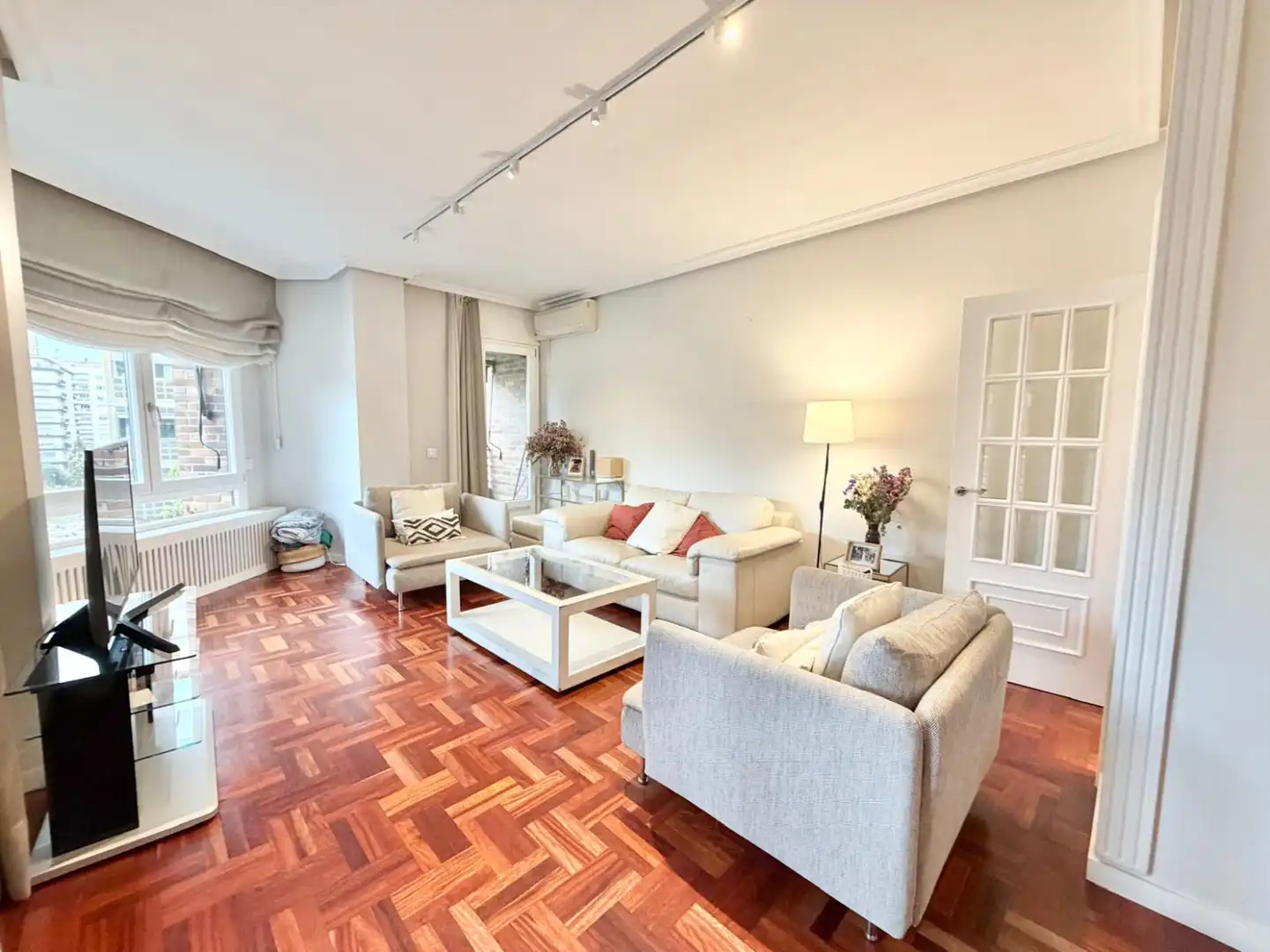 Flat for rent in Logroño - CL GENERAL VARA DEL REY, Gran Via