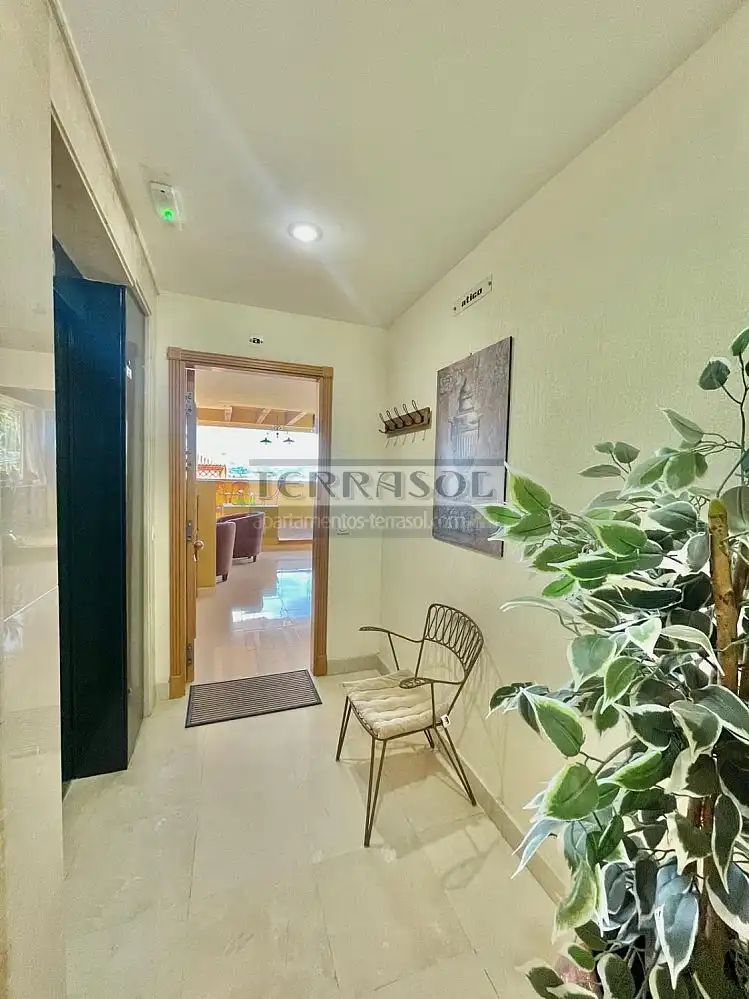 Ático en venta en Vélez-Málaga con Aire acondicionado, Calefacción y Jardín privado